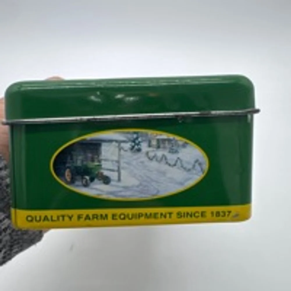 John Deere VINTAGE 2005 Toolbox Pencil Case Green Metal Tractor Theme